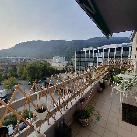 Charming Penthouse Near